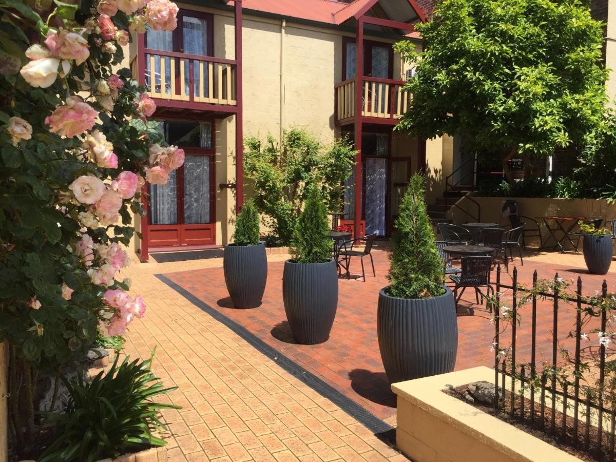 לונסטון Art Hotel On York מראה חיצוני תמונה