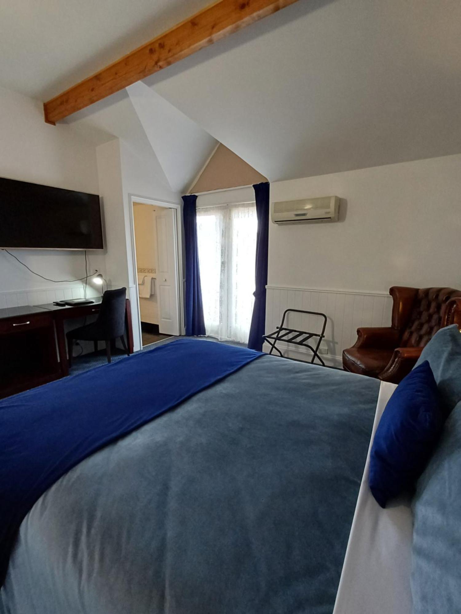 לונסטון Art Hotel On York מראה חיצוני תמונה