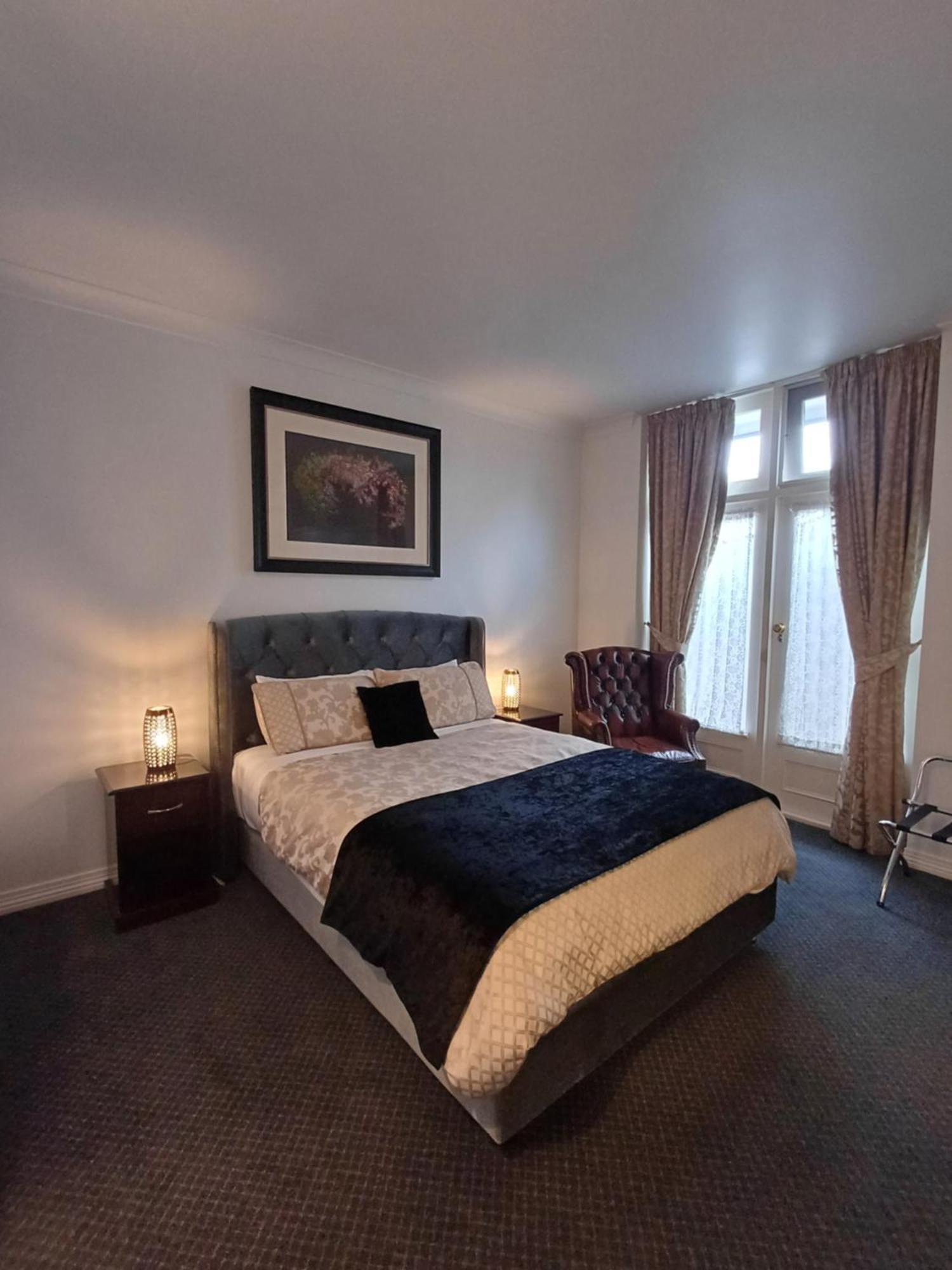 לונסטון Art Hotel On York מראה חיצוני תמונה