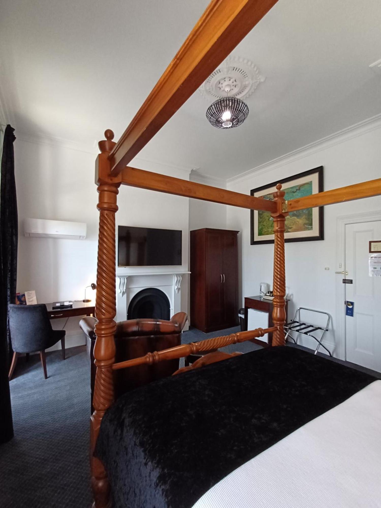 לונסטון Art Hotel On York מראה חיצוני תמונה