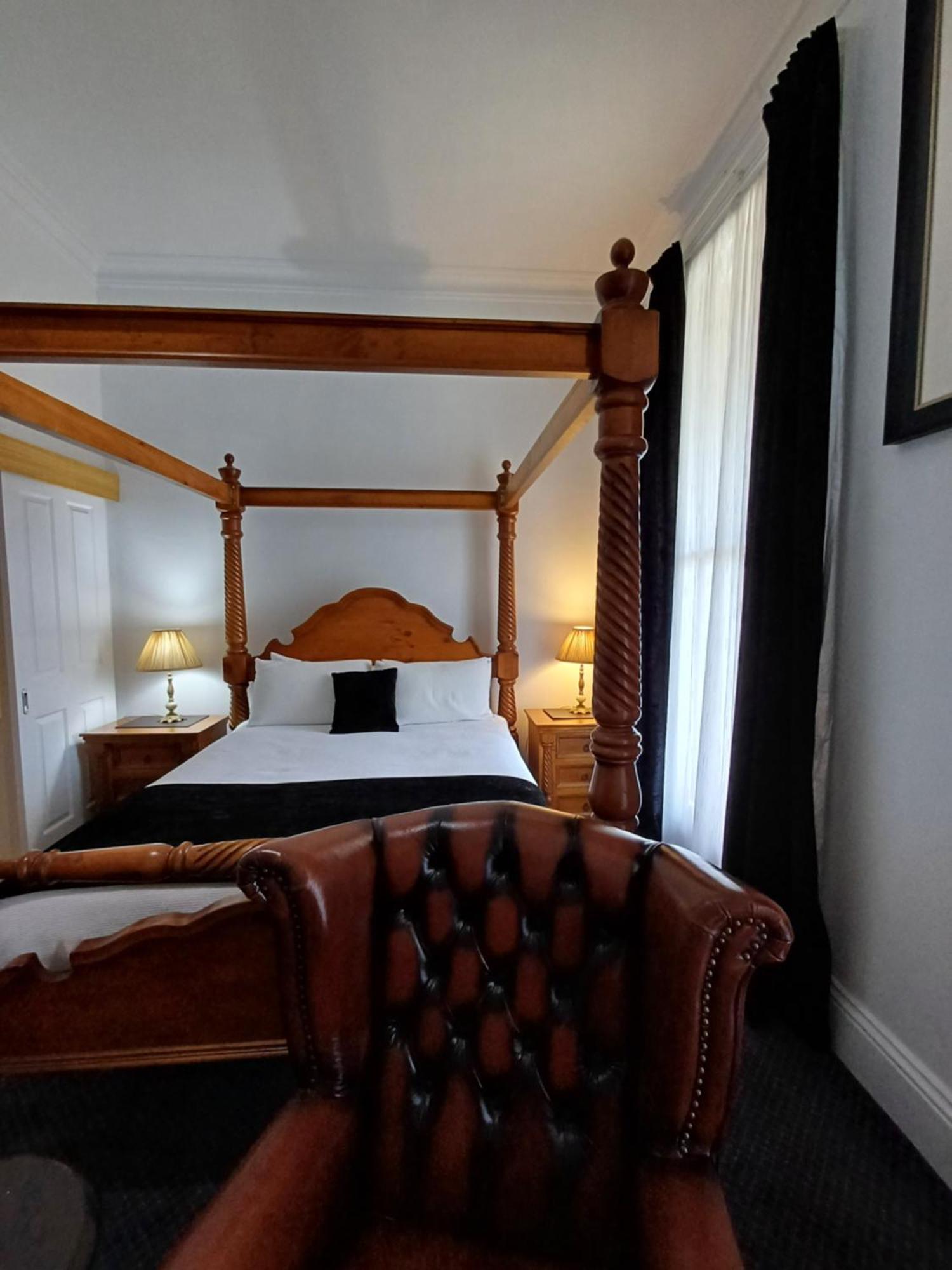 לונסטון Art Hotel On York מראה חיצוני תמונה