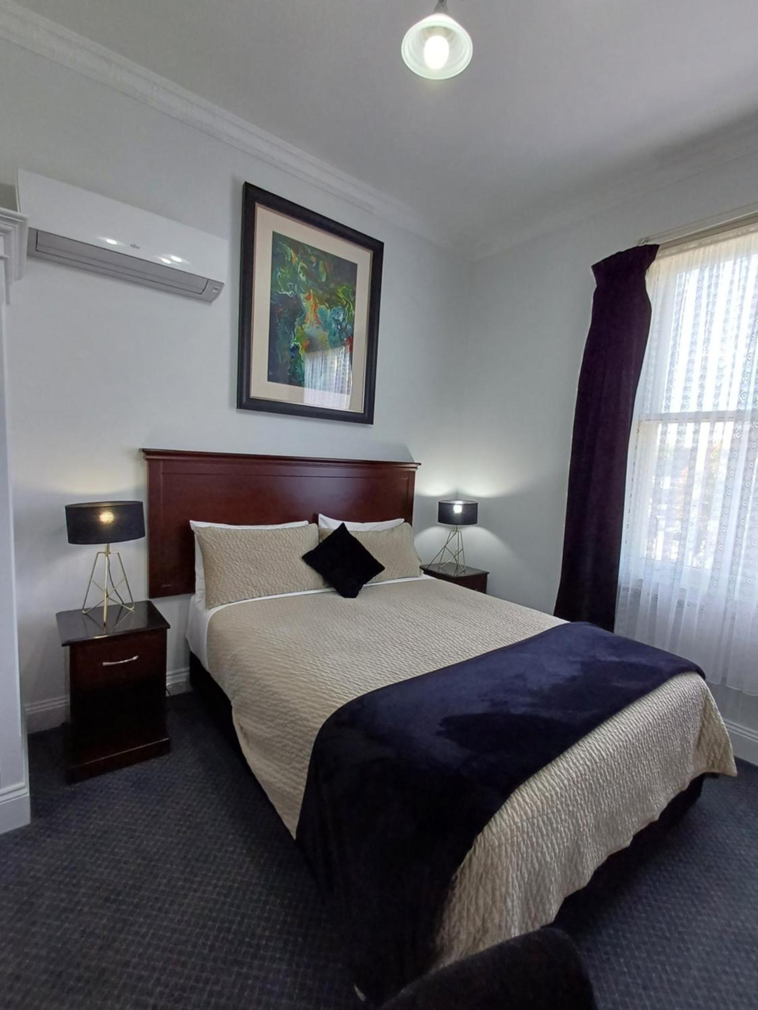 לונסטון Art Hotel On York מראה חיצוני תמונה