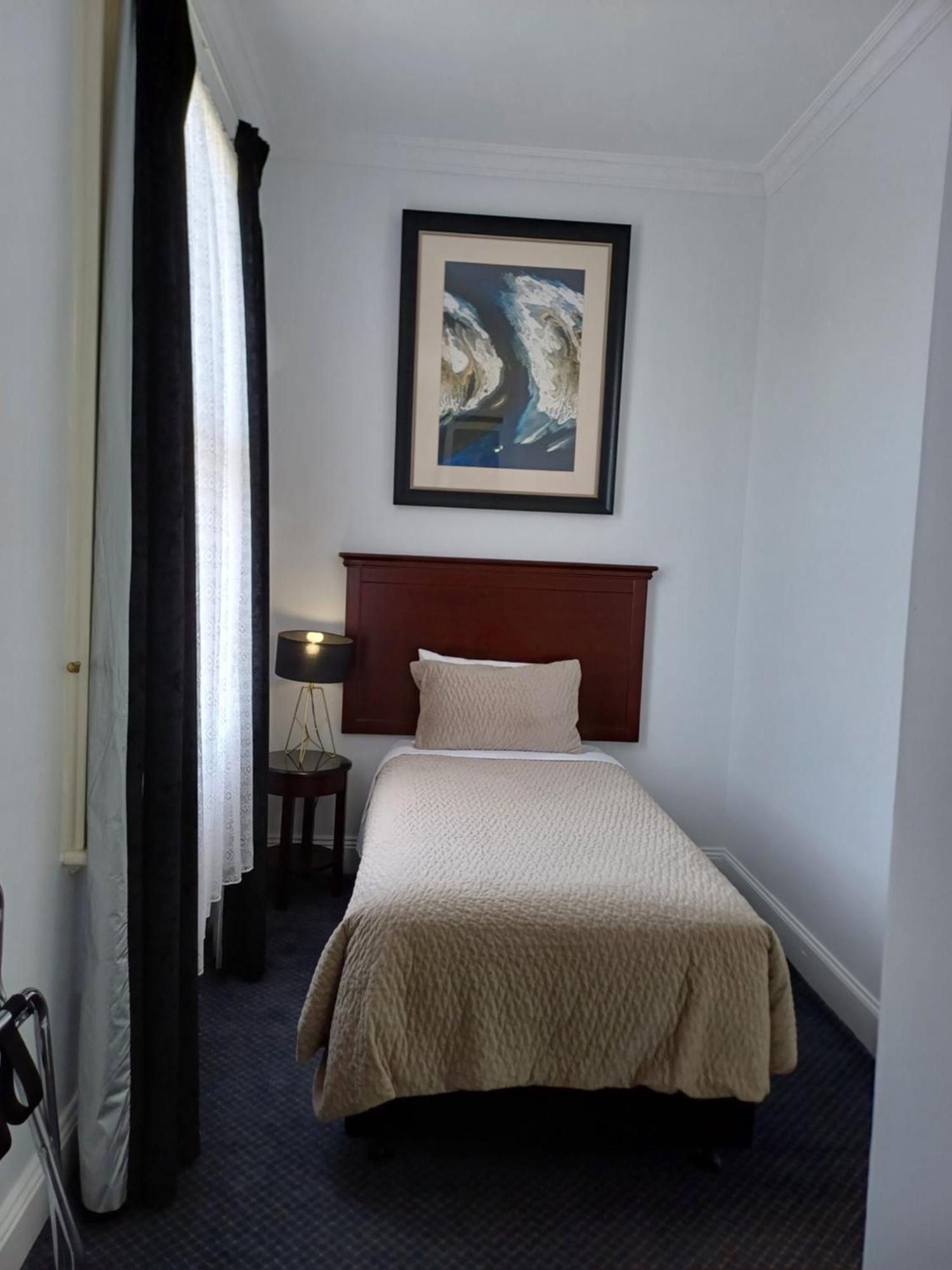 לונסטון Art Hotel On York מראה חיצוני תמונה