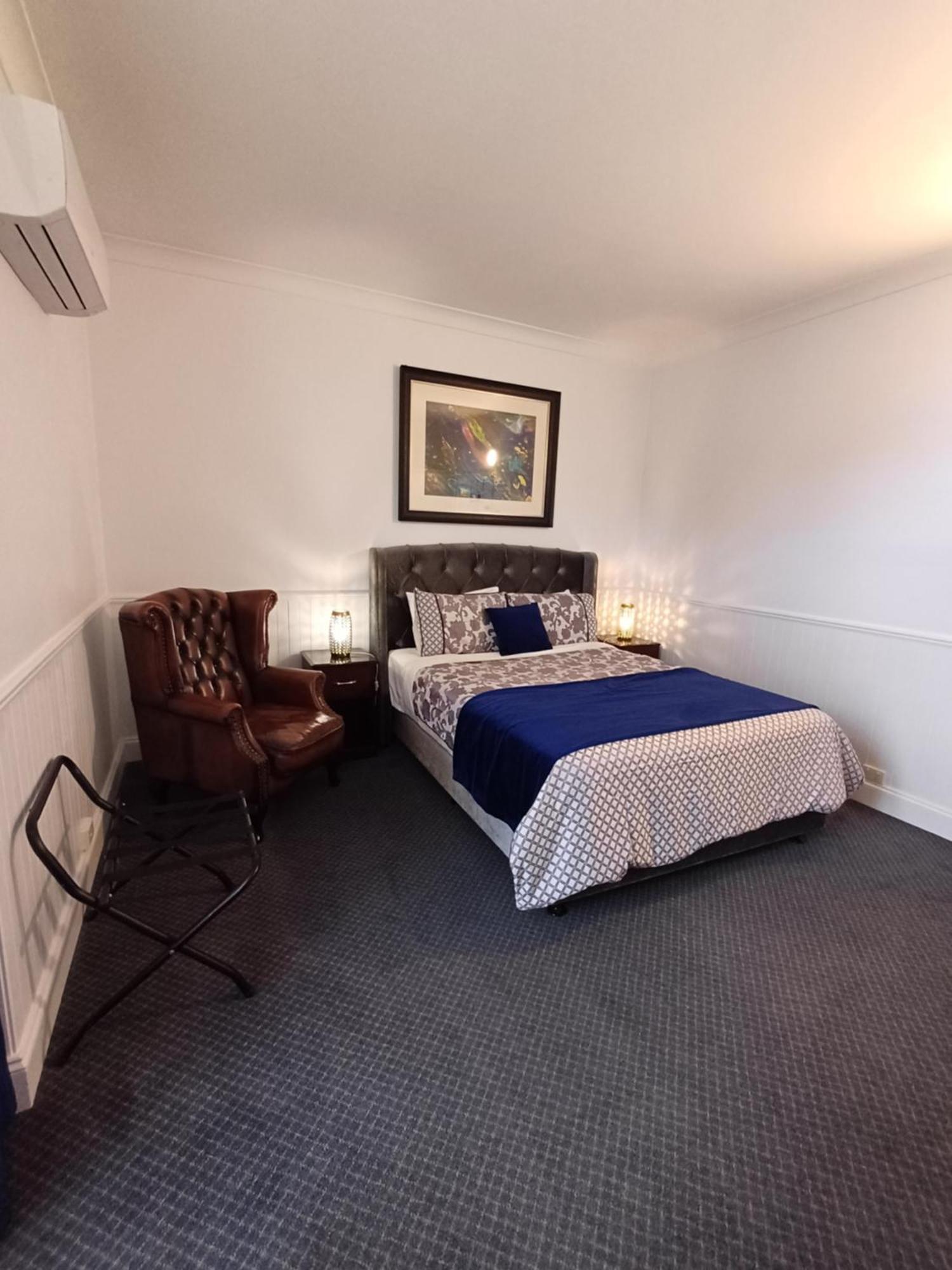 לונסטון Art Hotel On York מראה חיצוני תמונה