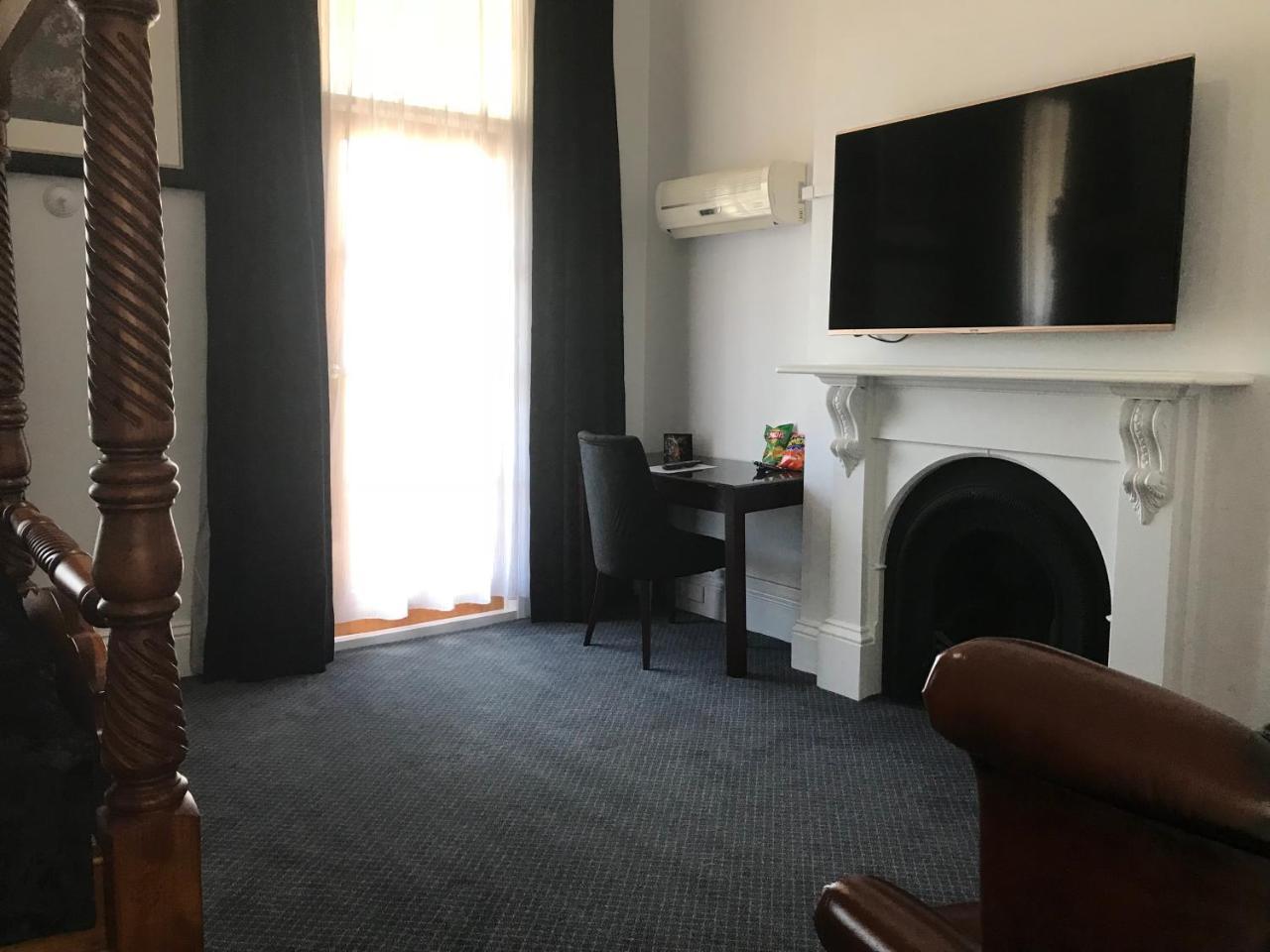 לונסטון Art Hotel On York מראה חיצוני תמונה
