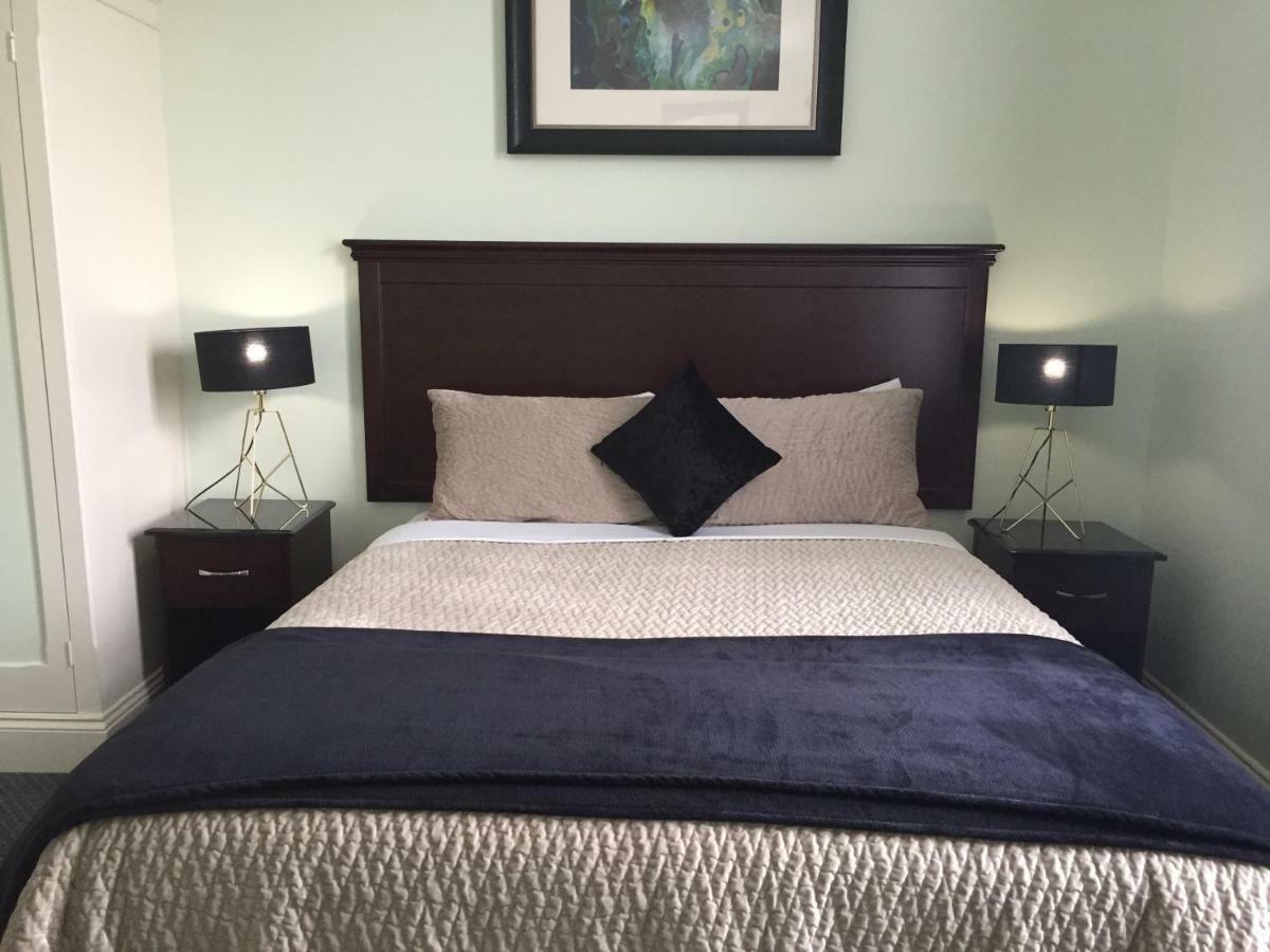 לונסטון Art Hotel On York מראה חיצוני תמונה